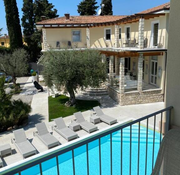 غرفة قياسية مزودة بشرفة مطلة على الحديقة, Baia Dei Pini