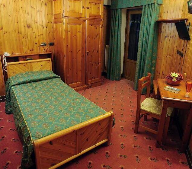 Номер Стандарт Индивидуальный, Bouton D Or Cogne