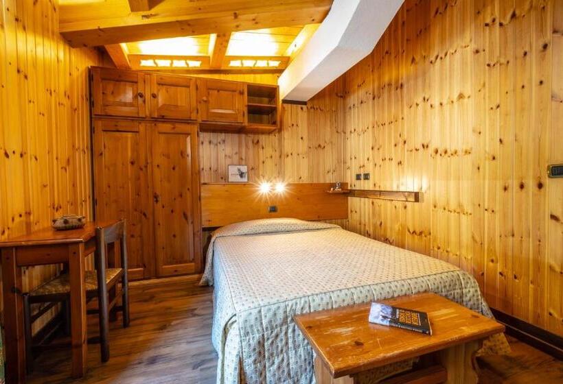 Номер Стандарт Индивидуальный, Bouton D Or Cogne