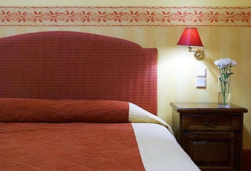 חדר סטנדרט, Country Club Hotel & Suites