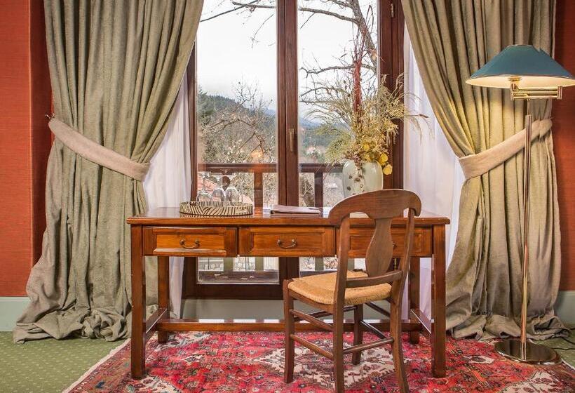 סוויטה נוף להרים, Country Club Hotel & Suites