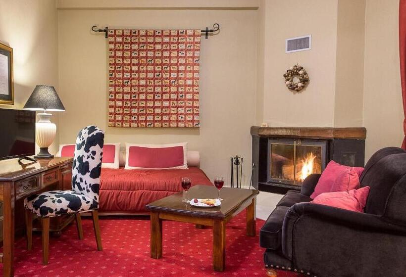 סוויטה נוף להרים, Country Club Hotel & Suites