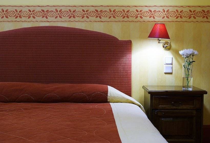 חדר סטנדרט, Country Club Hotel & Suites