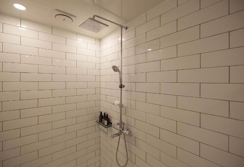 اتاق استاندارد, Gray