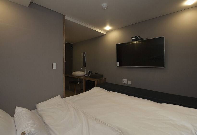 اتاق استاندارد, Gray