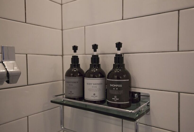 اتاق لوکس, Gray