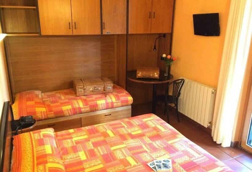 غرفة قياسية رباعية, Lh Albergo Il Picchio