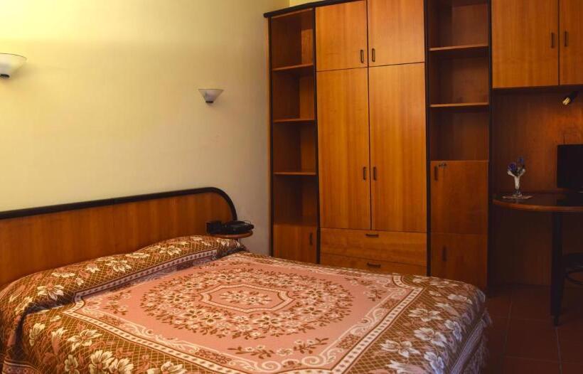 اتاق استاندارد, Lh Albergo Il Picchio
