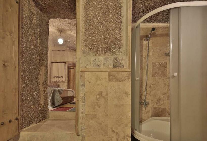 غرفة ديلوكس, Tekkaya Cave