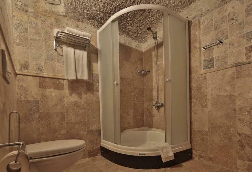 جناح جونيور ديلوكس, Tekkaya Cave