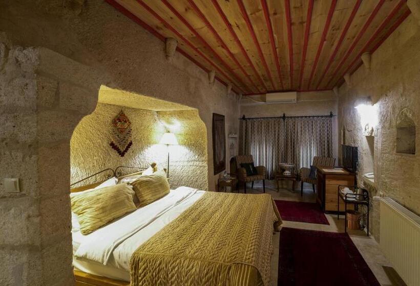 جناح جونيور ديلوكس, Tekkaya Cave