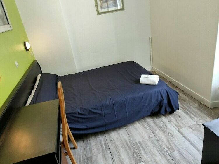 Номер Стандарт, Terminus Fontainebleau Avon