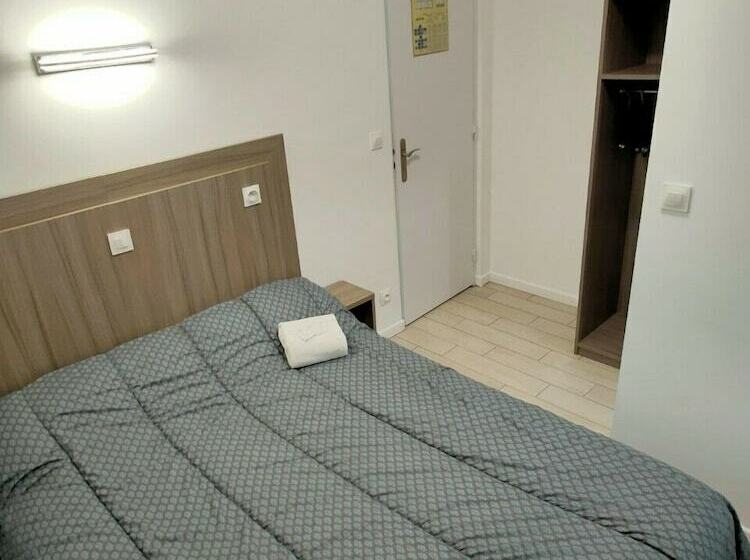 Номер Стандарт, Terminus Fontainebleau Avon