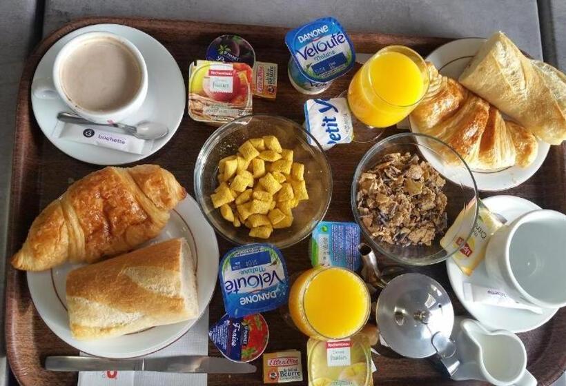 Номер Стандарт Трехместный, Terminus Fontainebleau Avon