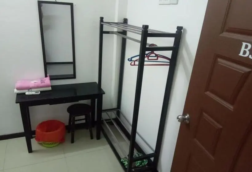 バス共有のスタンダードルーム, Uncle Guesthouse Kuala Terengganu