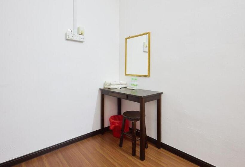 带共用浴室的标准房间, Uncle Guesthouse Kuala Terengganu