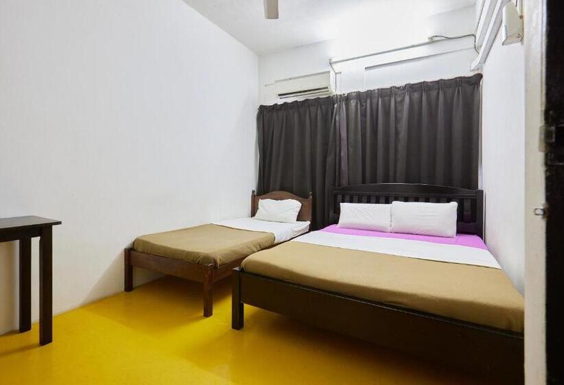 标准三人间共用浴室, Uncle Guesthouse Kuala Terengganu