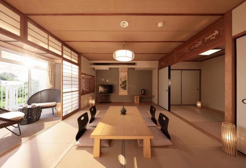 Семейный Номер, Nankishirahama Hotel Akariya