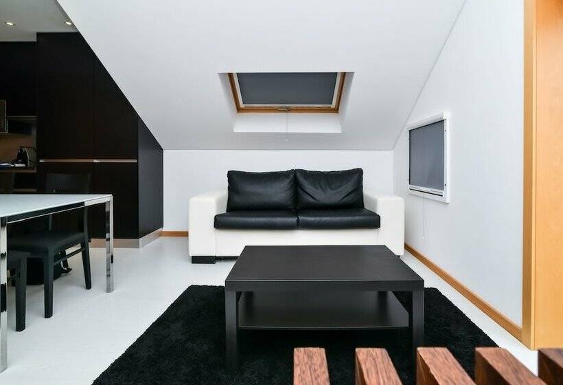 １ベッドルームファミリーアパートメント, Reis De Gaia