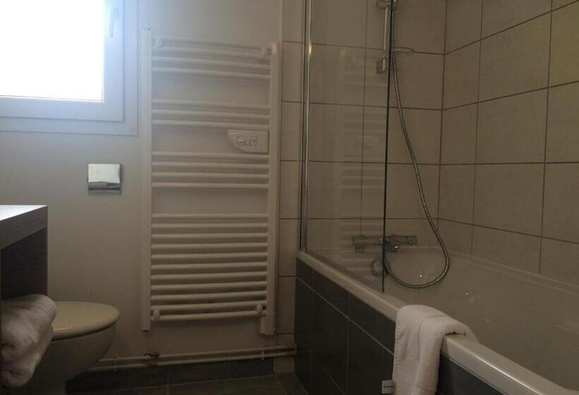 Трехместный Номер Комфорт, Auberge Du Cheval Blanc Logis