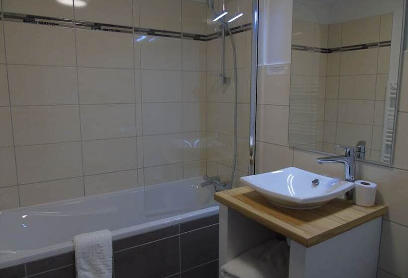 Номер Комфорт, Auberge Du Cheval Blanc Logis