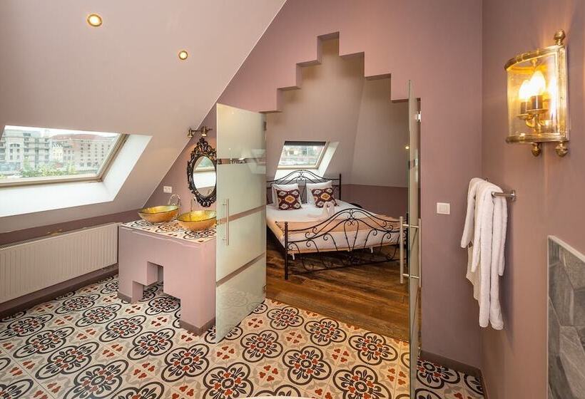 اتاق لوکس, Dock 29