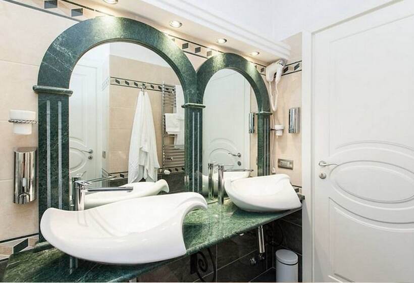 سوییت سوپریور, Impero Vaticano San Pietro