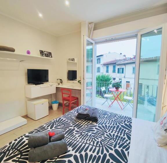 اتاق استاندارد با تراس, Florence Comfort B&b