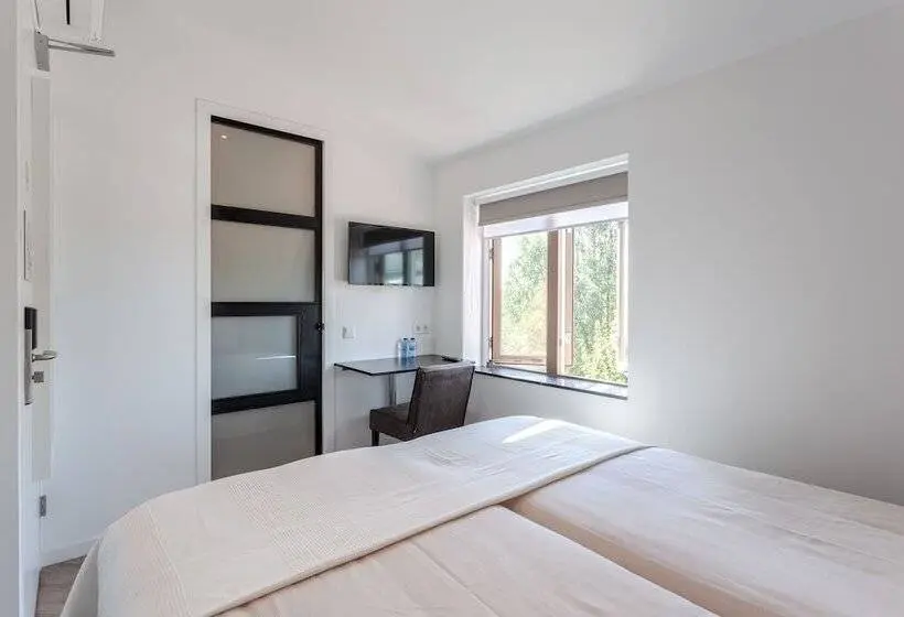 Basic Room, Hajé Hotel Restaurant De Lepelaar