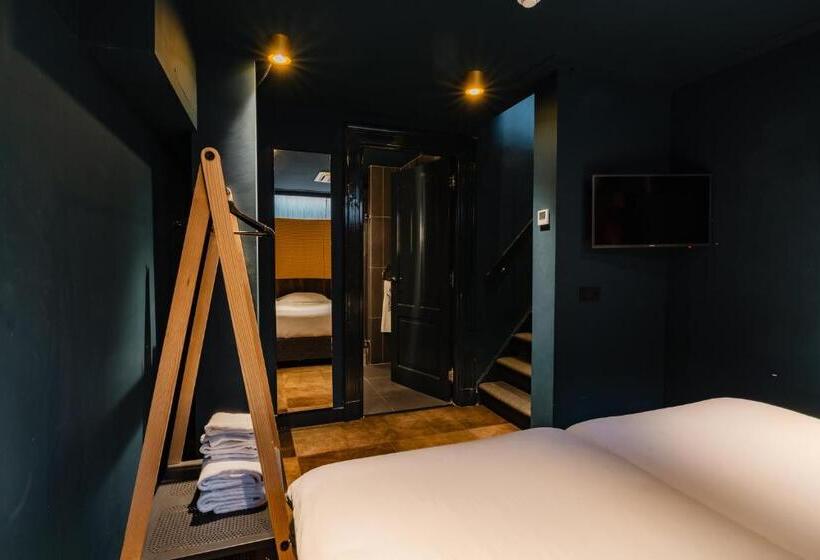 Suíte Deluxe, De Jonker Urban Studios & Suites