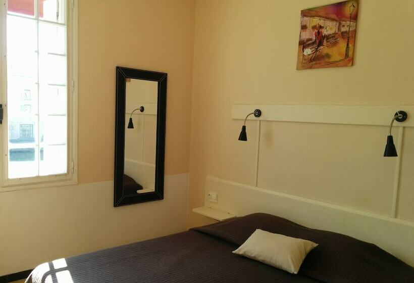 Standardzimmer, Araur