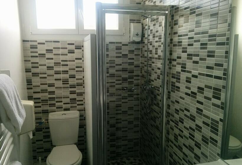 غرفة قياسية, Araur