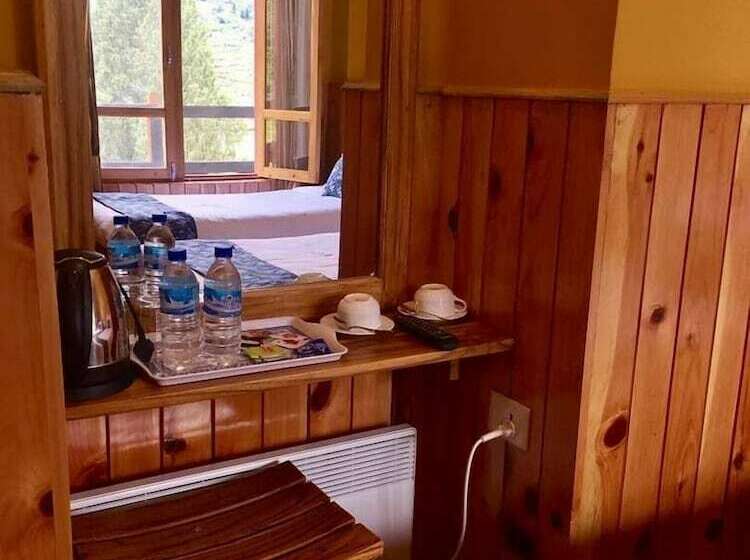 اتاق استاندارد, Khamsum