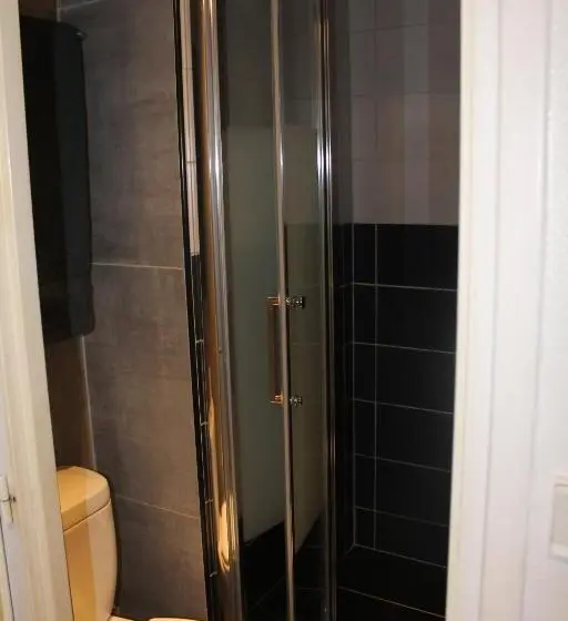 اتاق استاندارد, Les Portes D'or