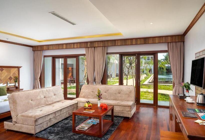 プールの見えるデラックスルーム, Khmer House Resort