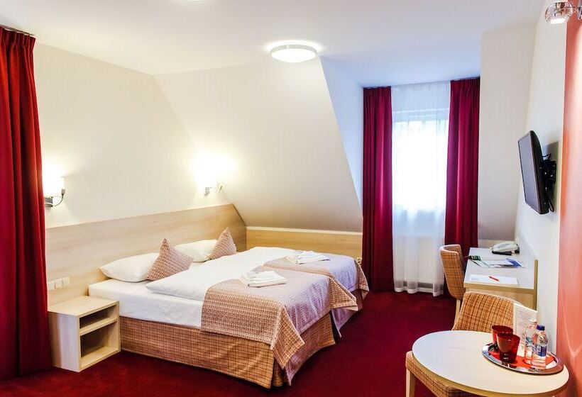 标准间, Willa Odkrywcow