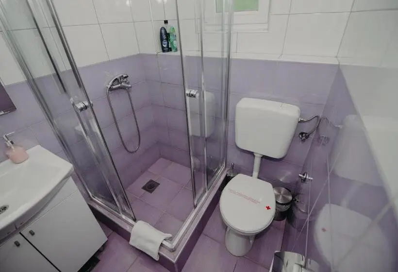 اتاق استاندارد چهار تخته, Motel Vila Bijela