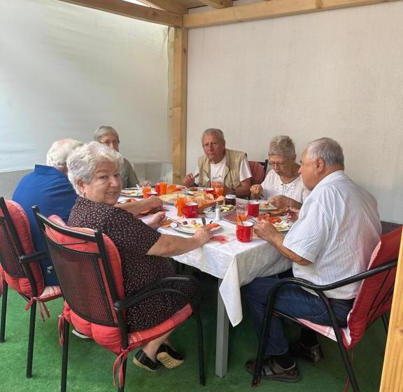 اتاق سوپریور با تخت بزرگ, Guest House Nana