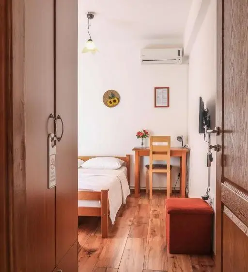 اتاق استاندارد, Pansion Centar