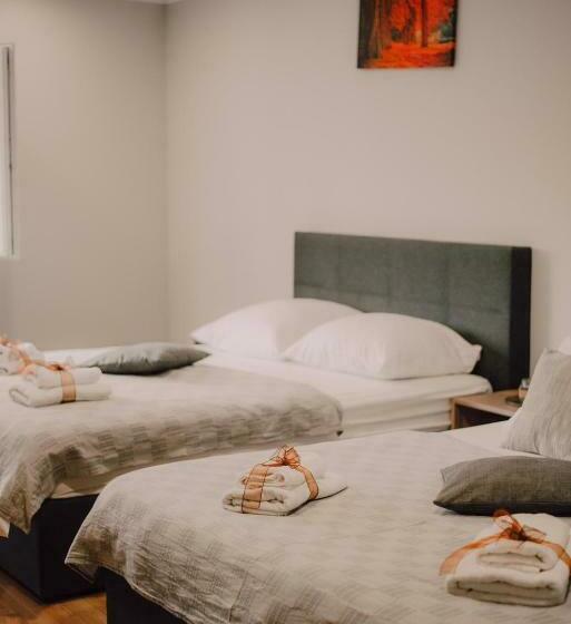 اتاق استاندارد یک نفره, Ada Blagaj