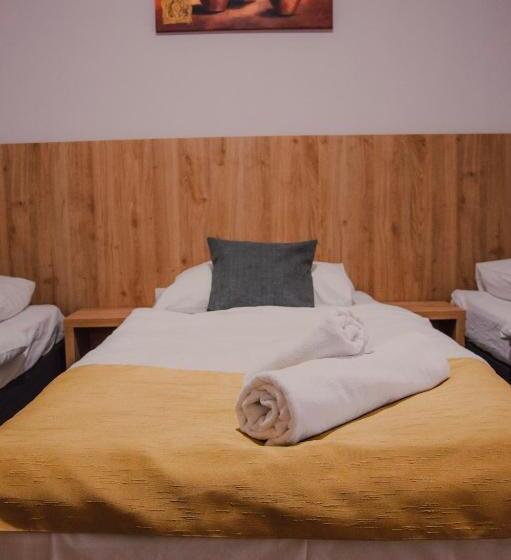 اتاق استاندارد یک نفره, Ada Blagaj