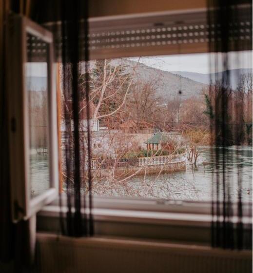 اتاق استاندارد یک نفره, Ada Blagaj