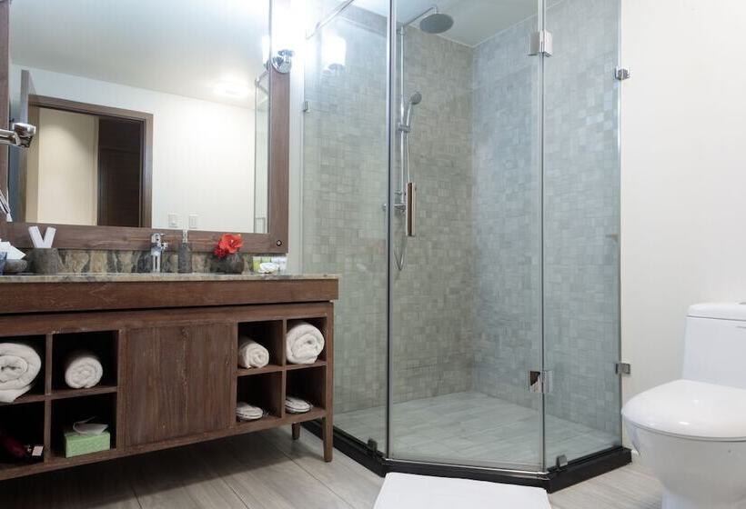 اتاق استاندارد با چشمانداز دریا, Cove Resort Palau