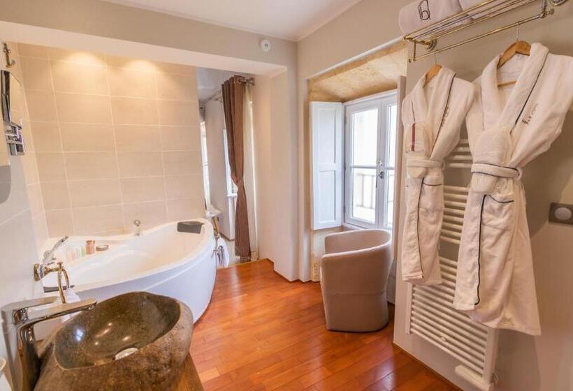 اتاق استاندارد با چشمانداز باغ, Des Quinconces