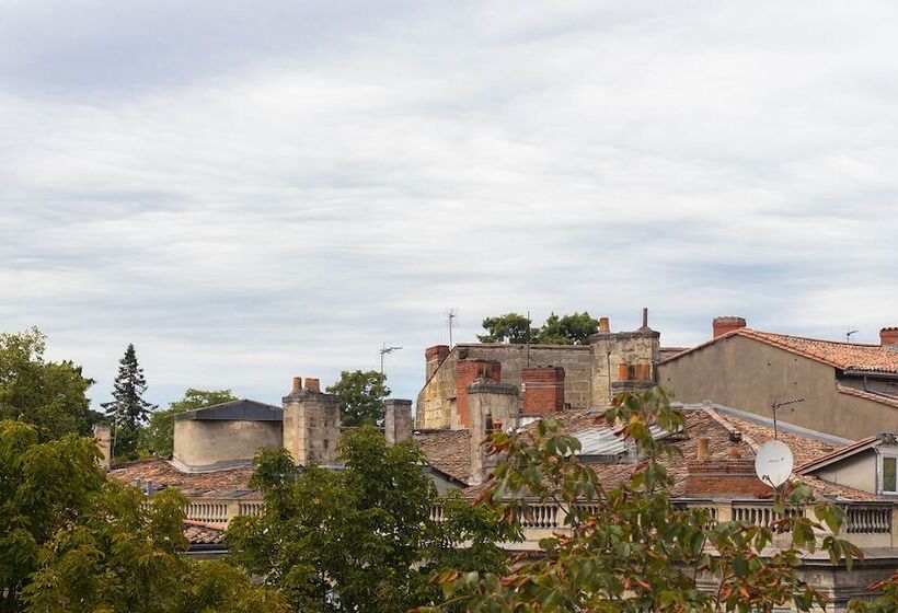 Номер Стандарт, Des Quinconces