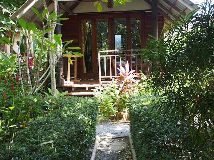 スタンダードルーム, Lanta Happy Hill