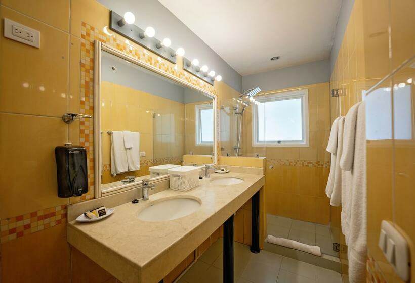 اتاق استاندارد با تخت دو نفره بزرگ, Santa Teresa By The Beach