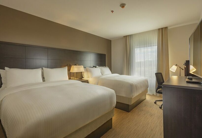 带2个卧室的套房, Staybridge Suites Silao, An Ihg
