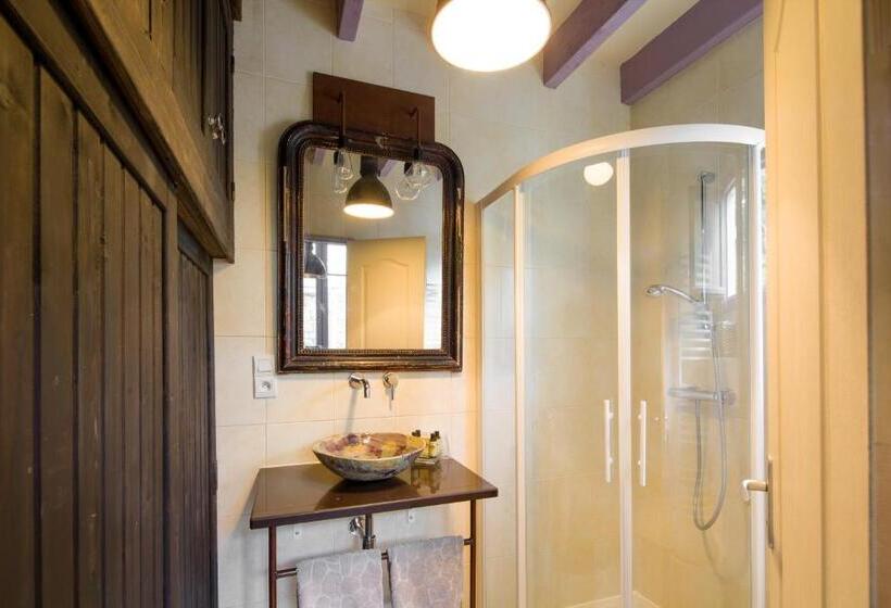 منزل غرفتين نوم, Château De Candes   Art & Spa