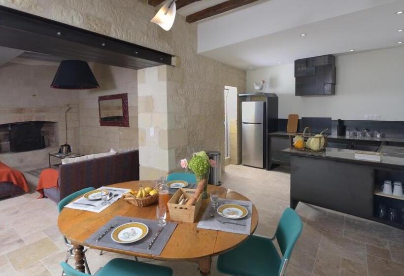 شقة 3 غرف, Château De Candes   Art & Spa